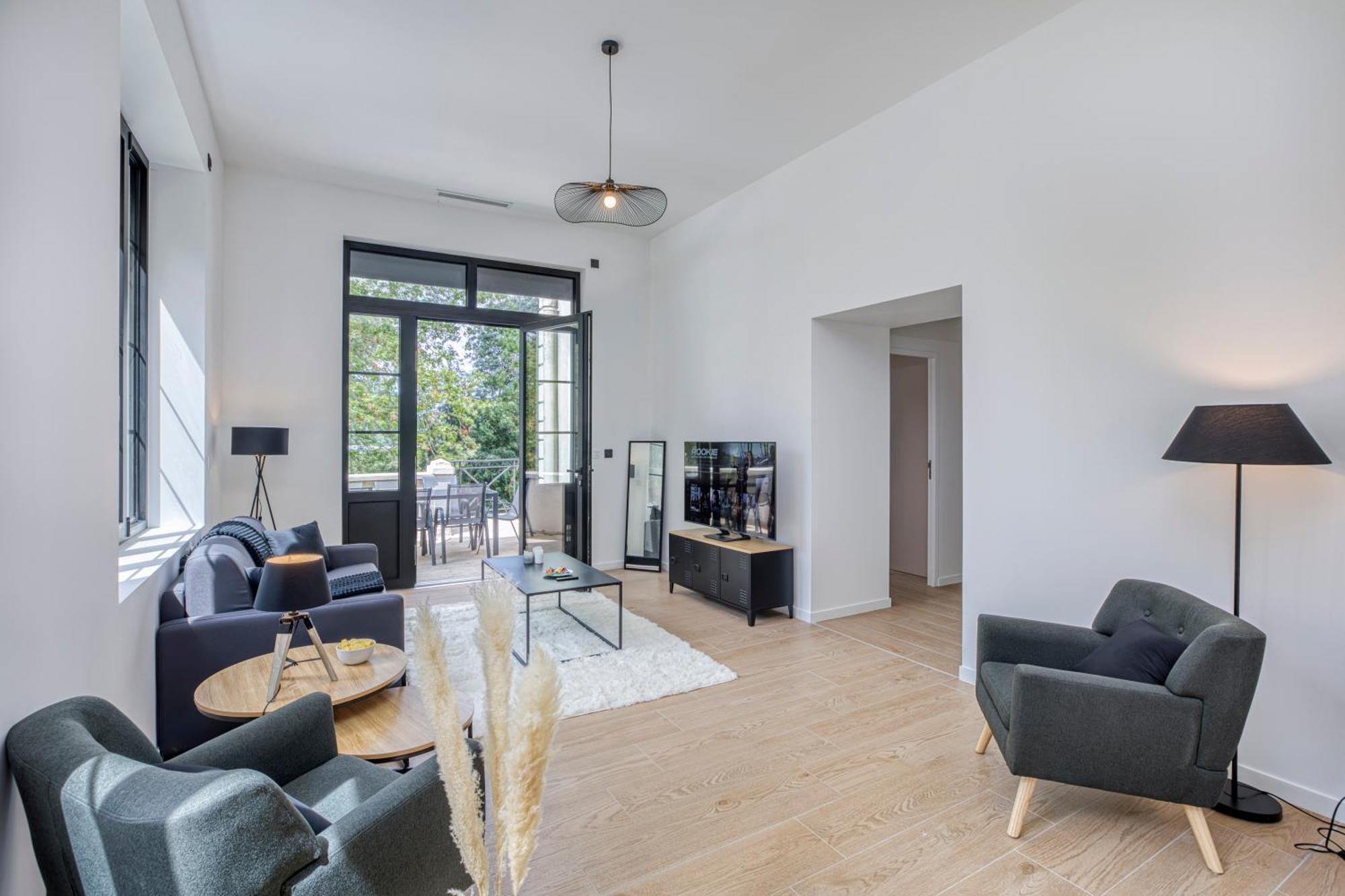 1 - Grand Appartement Spacieux Dans Un Chateau Du 17Eme Siecle, A 15Min De Lyon Vourles Buitenkant foto